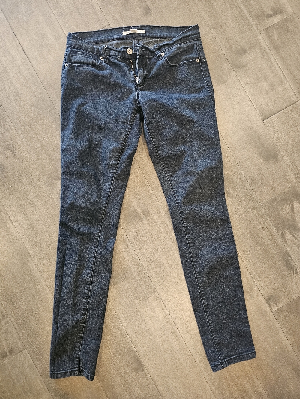 Forever 21 Women’s Size 27 Mid Rise Black Denim Skinny Jeans